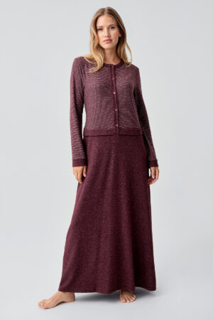Long-Sleeved Buttoned Flexible Soft Textured Viscose Nightgown 18102