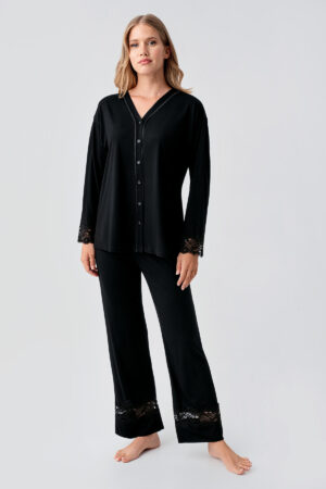Long-Sleeved Buttoned Lace Stretch Viscose Pajama Set 18206