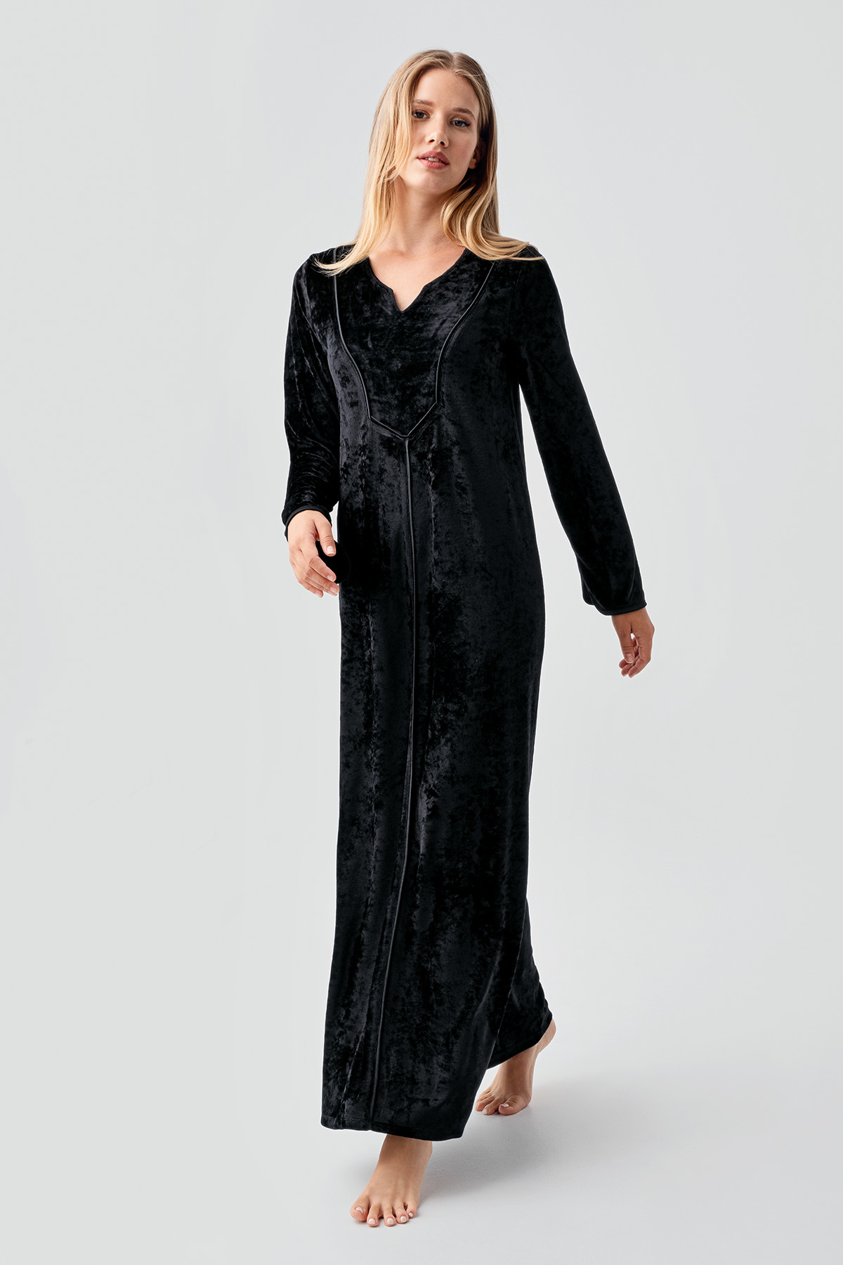 Long-Sleeved Stretchy Velvet Viscose Dress 21117