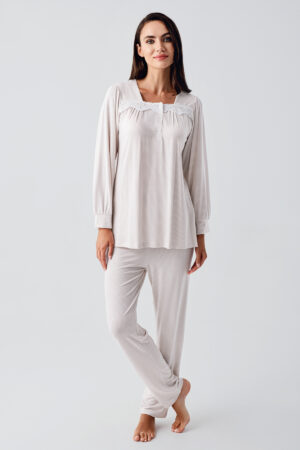 Long-Sleeved Buttoned Lace Stretch Viscose Pajama Set 22100